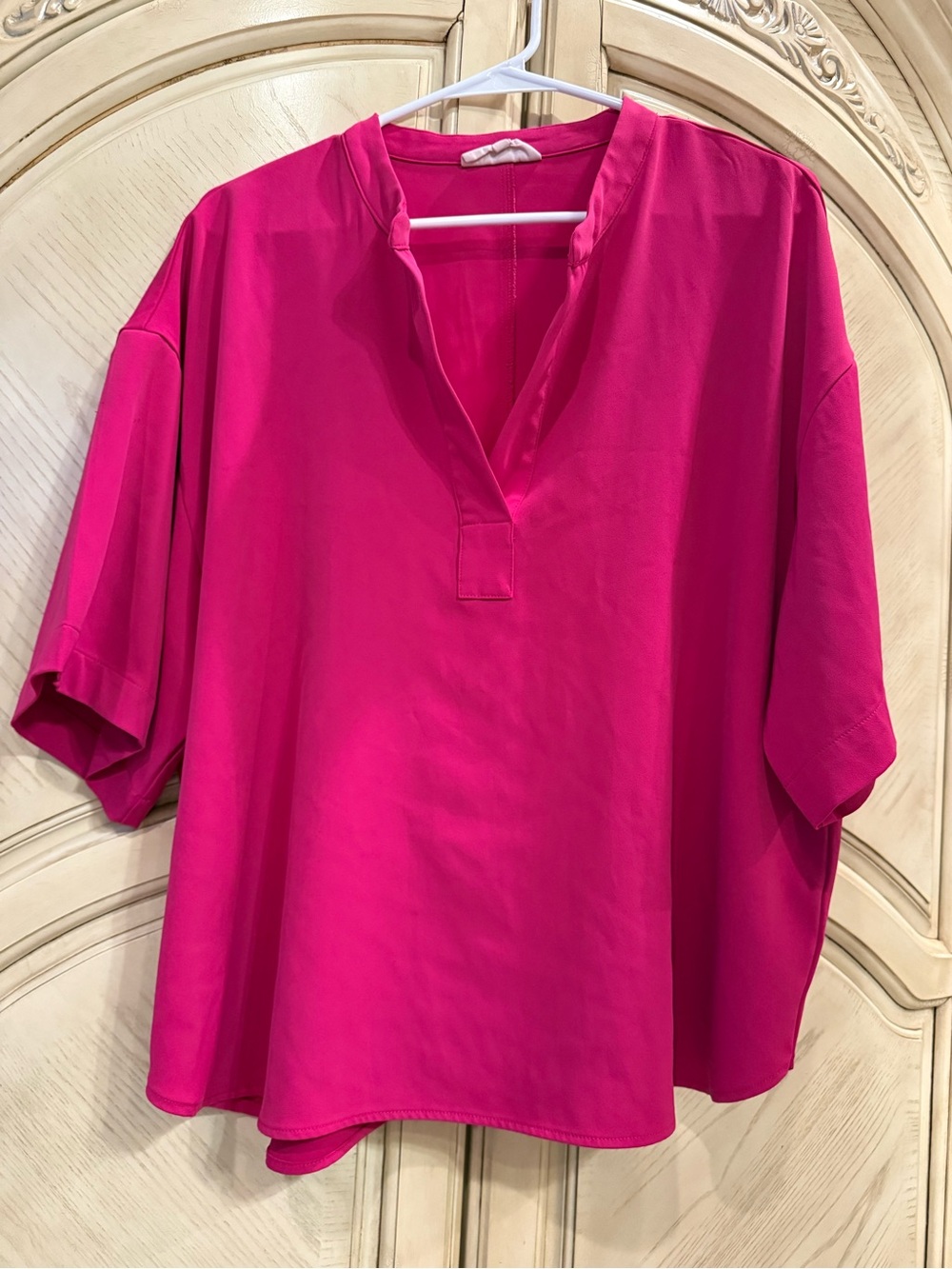 Melloday Fuchsia V-Neck Relaxed Top, size XL